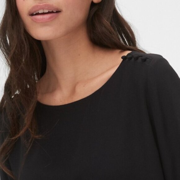 GAP Button-Shoulder Boatneck Top Light Flowy High Low Hem Blouse Black Sz L - Picture 2 of 14